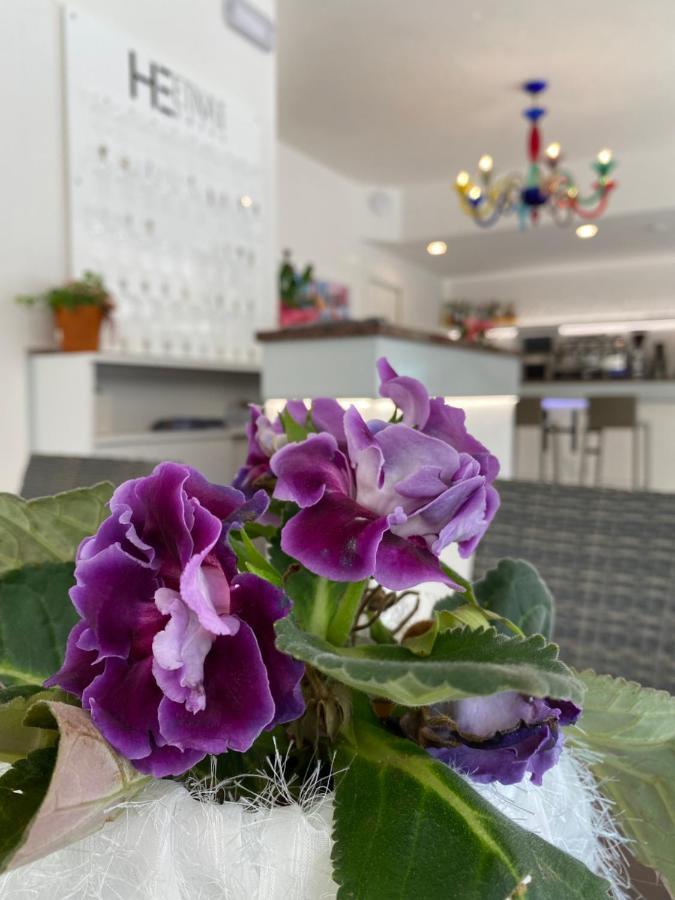 Hotel Etna Каорле Екстериор снимка